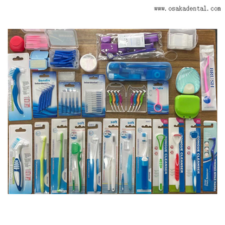 Escova dental descartável com diferentes modelos